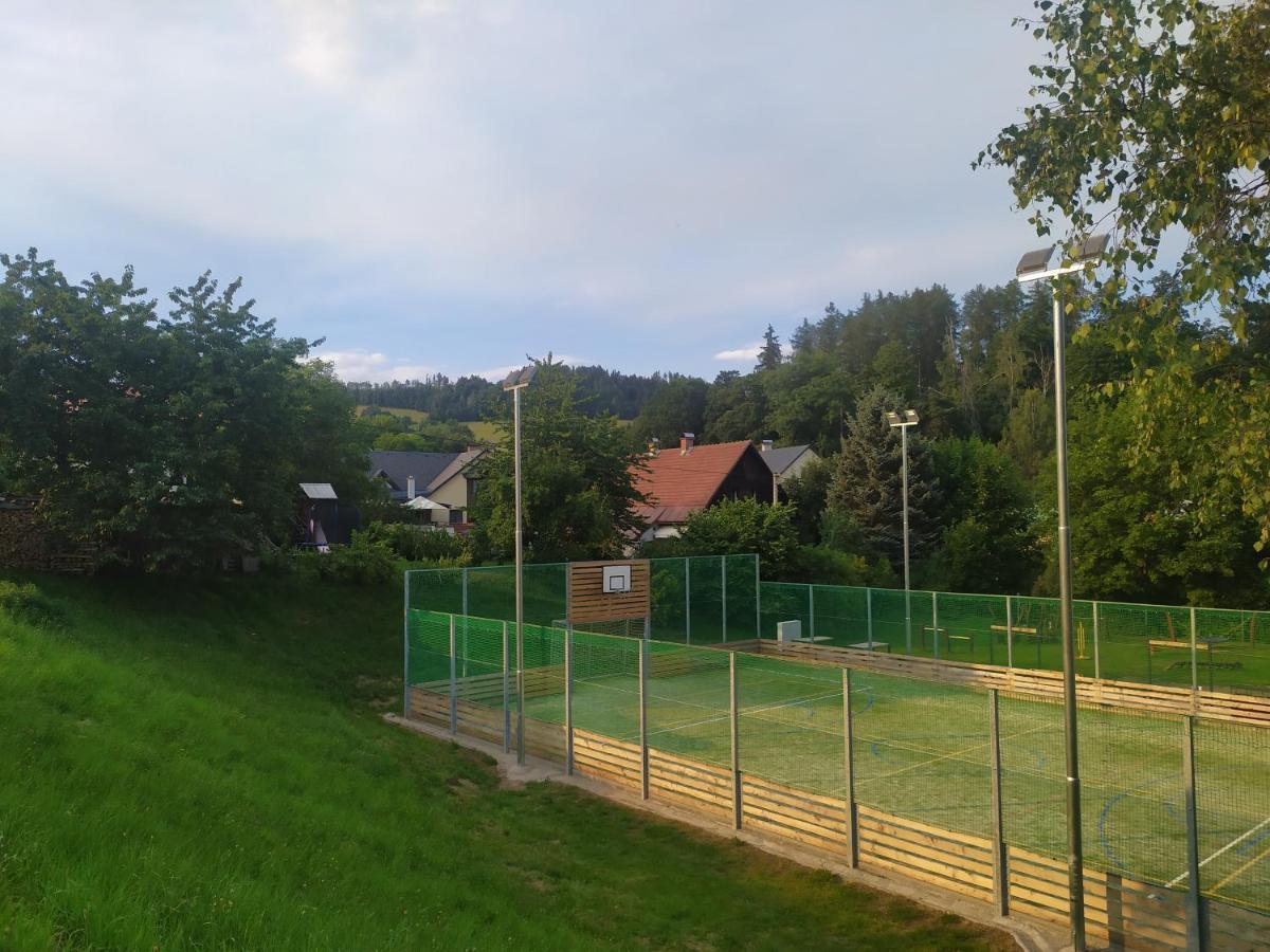 Ubytovani U Bohouse Jilemnice Luaran gambar